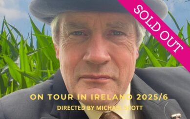 Close up image of performer Seamus O'Rourke