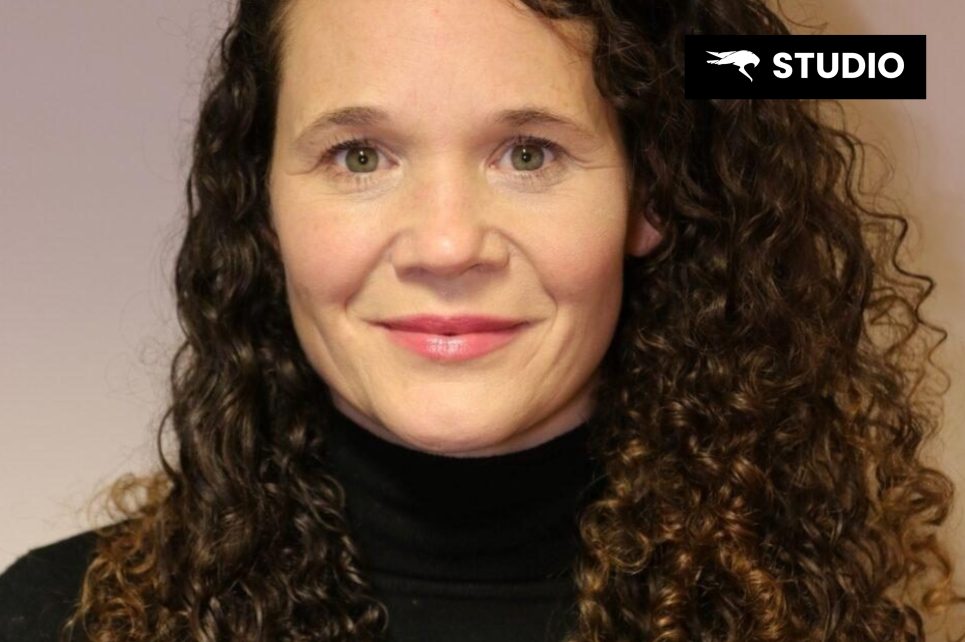 Close up headshot of acting tutor Isobel Claffey