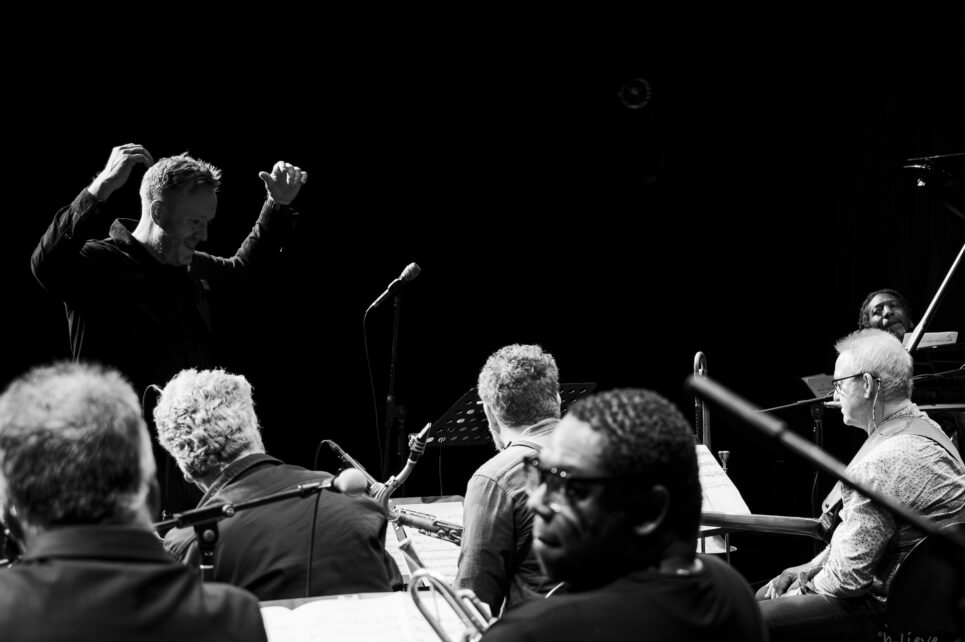 BIG BAND IMAGE