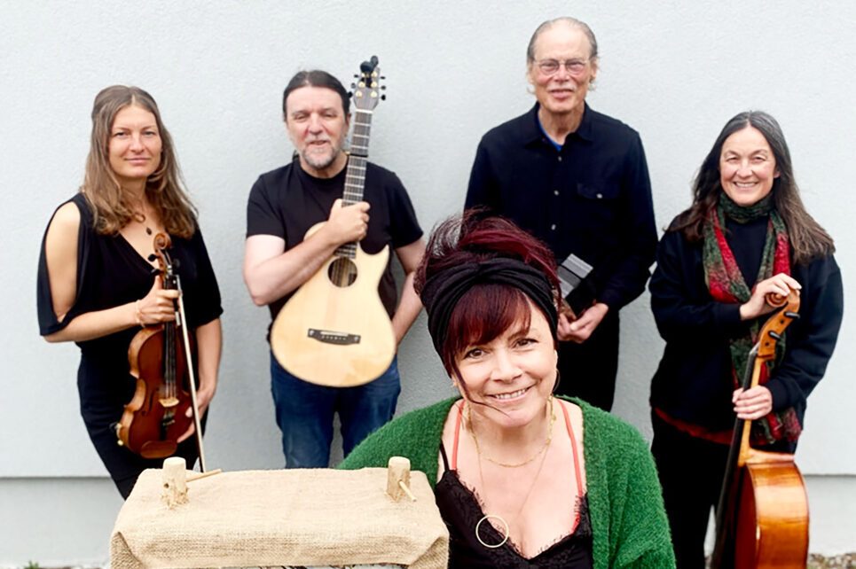 A photograph of Cathy Jordan and the members of the Crankie Island Song Project band: Seamie O'Dowd, Claudia Schwab, Rick Epping and Anna Houston.